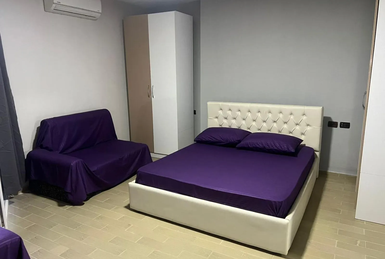 Studio Aprtment Urbannest Tiran